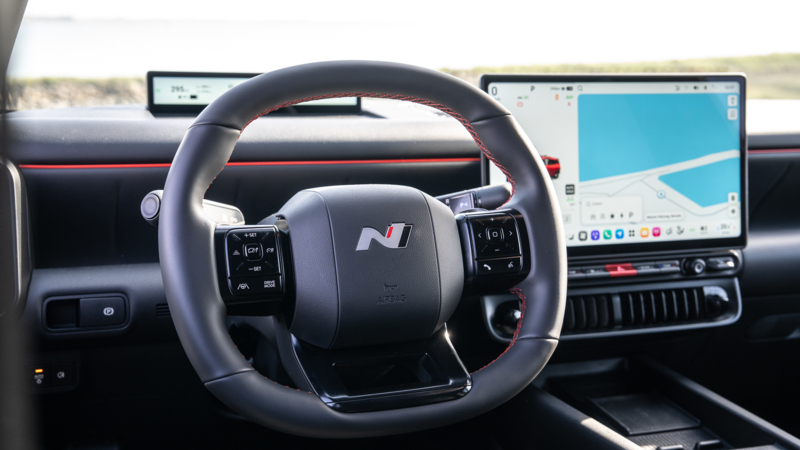AutoZeeland rijdt de nieuwe Hyundai IONIQ 3 N Line: sportief, slim en verrassend ruim