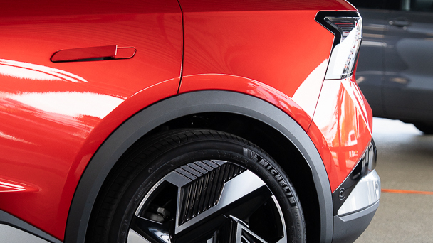 Nieuwe Mitsubishi Eclipse Cross en Grandis geïntroduceerd bij Auto Moret in Terneuzen