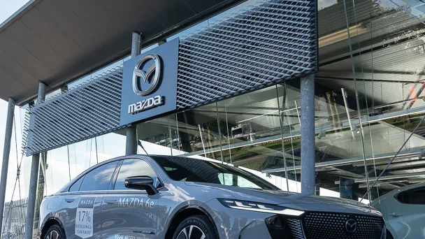 AutoZeelandtest van de Mazda 6e Takumi Plus Long Range