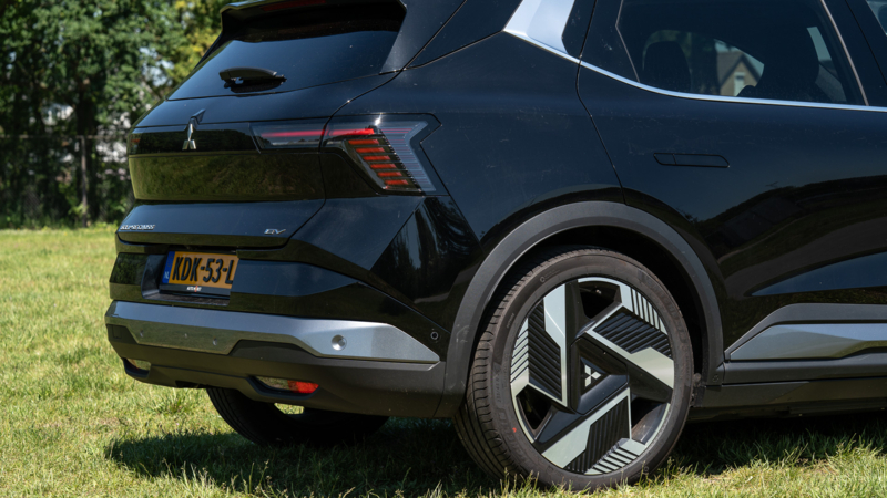 AutoZeeland rijdt de Mitsubishi Eclipse Cross 87 kWh