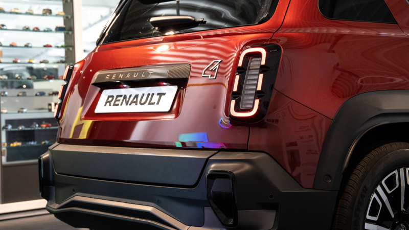 AutoZeelandtest van de Renault 4 E-Tech Electric 150 pk Comfort Range