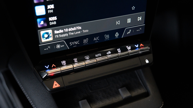 Nieuwe Mitsubishi Eclipse Cross en Grandis geïntroduceerd bij Auto Moret in Terneuzen
