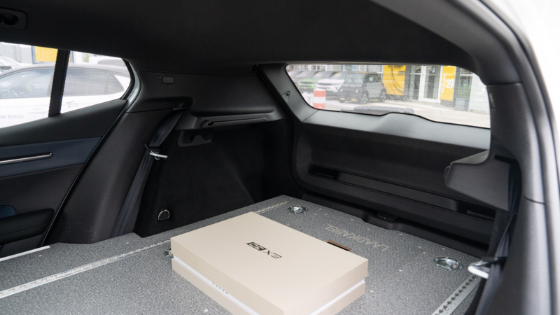 AutoZeelandtest van de Volvo EX30 Ext. Range Plus CARGO