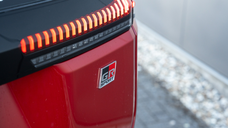 AutoZeelandtest van de Toyota RAV4 GR Plug-In-Hybrid 300 Sport