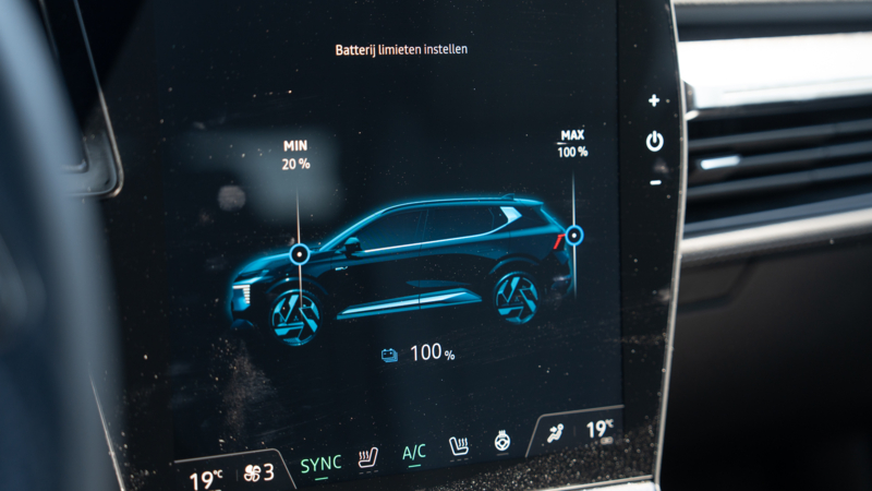 AutoZeeland rijdt de Mitsubishi Eclipse Cross 87 kWh