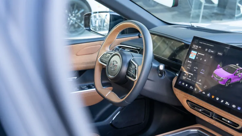 AutoZeelandtest van de Mazda 6e Takumi Plus Long Range