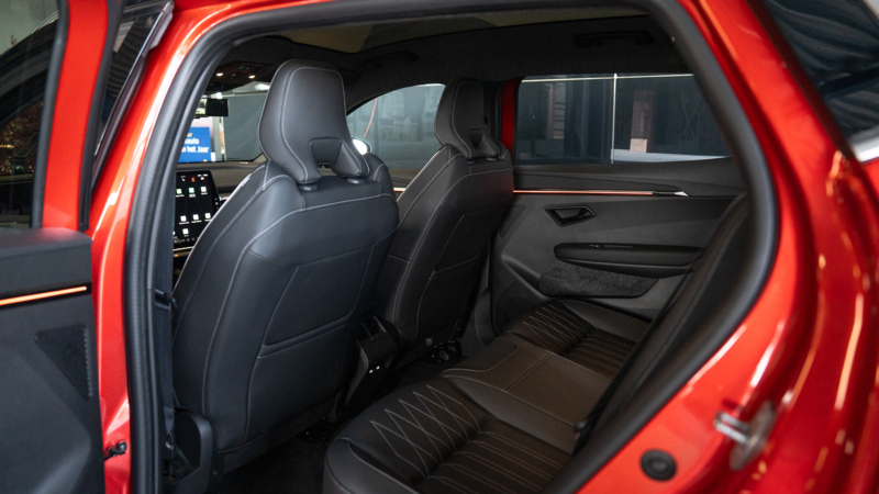 Nieuwe Mitsubishi Eclipse Cross en Grandis geïntroduceerd bij Auto Moret in Terneuzen
