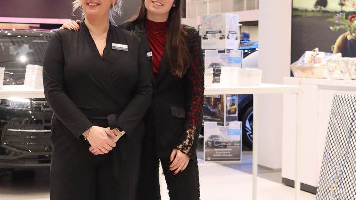 Carchitecture by Auto Poppe in Goes