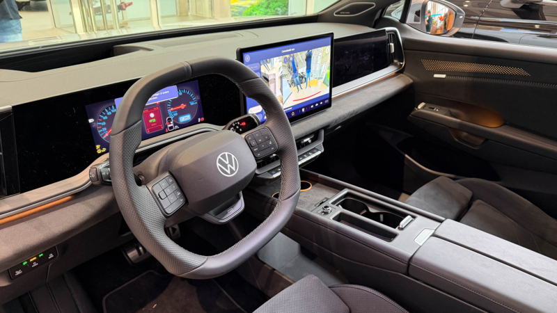 AutoZeeland bekijkt de nieuwe ID. Cross en ID. Tiguan