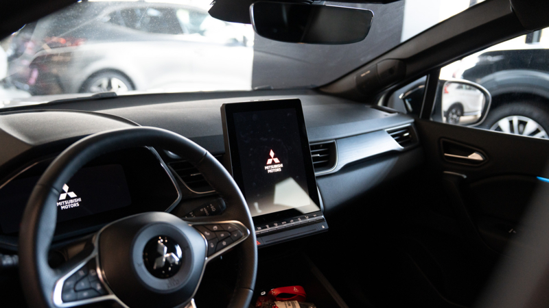 Nieuwe Mitsubishi Eclipse Cross en Grandis geïntroduceerd bij Auto Moret in Terneuzen