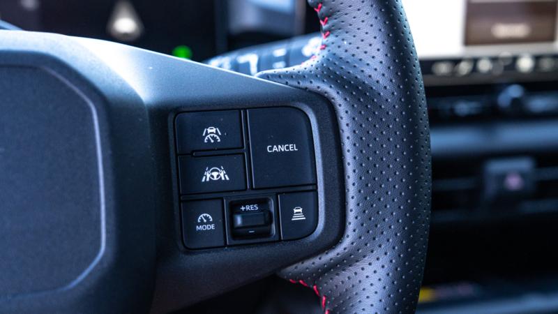 AutoZeelandtest van de Toyota RAV4 GR Plug-In-Hybrid 300 Sport