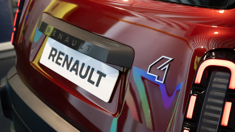 AutoZeelandtest van de Renault 4 E-Tech Electric 150 pk Comfort Range