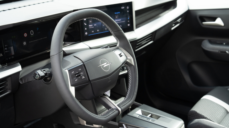 AutoZeelandtest van de Opel Frontera Hybrid Edition