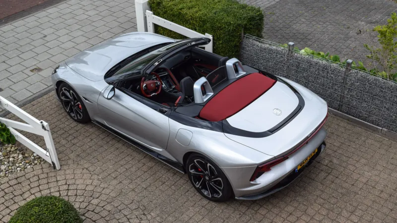 AutoZeelandtest van de MG Cyberster GT