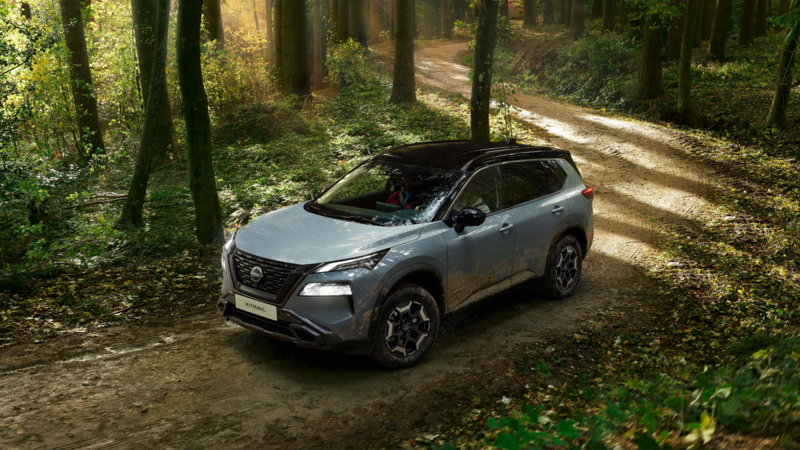 Nissan X‑Trail viert 25 jaar innovatie: een kwart eeuw avontuur, robuustheid en elektrificatie